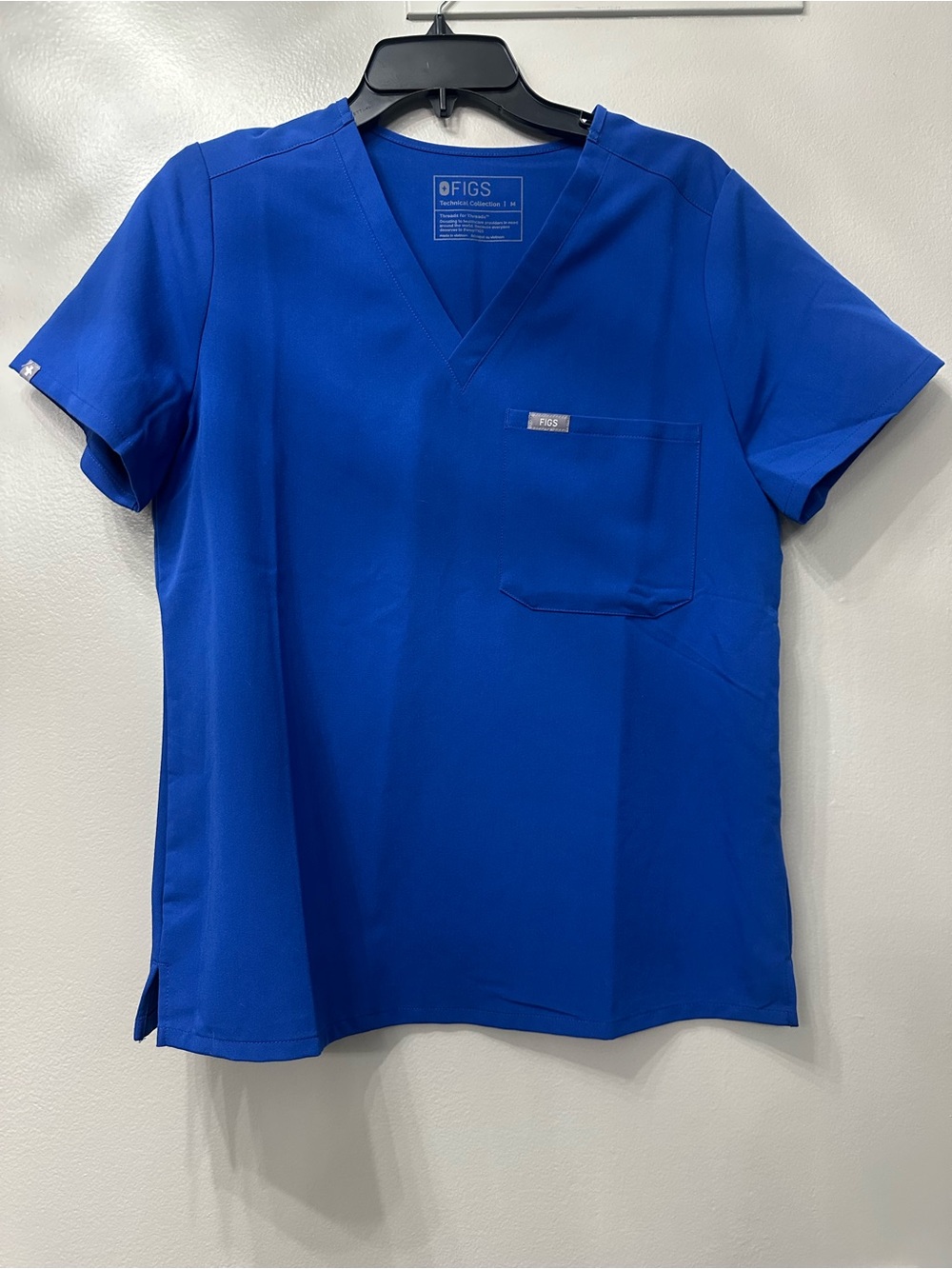 FIGS Women’s Blue V-Neck Technical Scrub Top